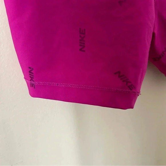 Nike Pro 3" Training Shorts Pink Size M - Picture 6 of 8